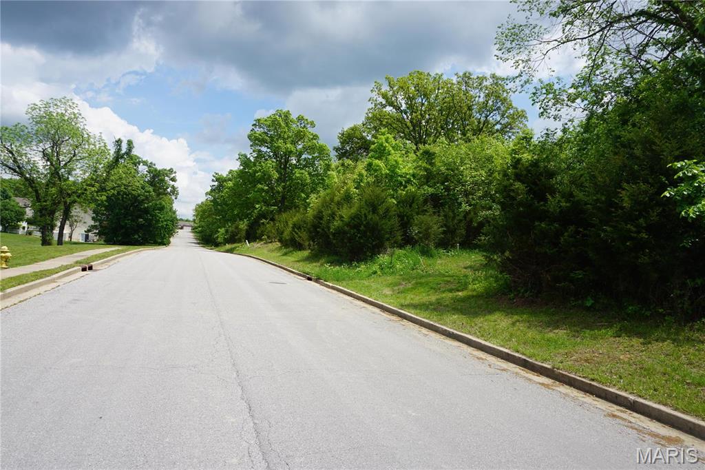 These beautiful home sites are located inside the city limits in the University Park Subdivision.  They are conveniently located next to some great retail shopping areas, dining and I-44.  These lots have water, sewer and electric and are ready to build on.  Some restrictions do apply.