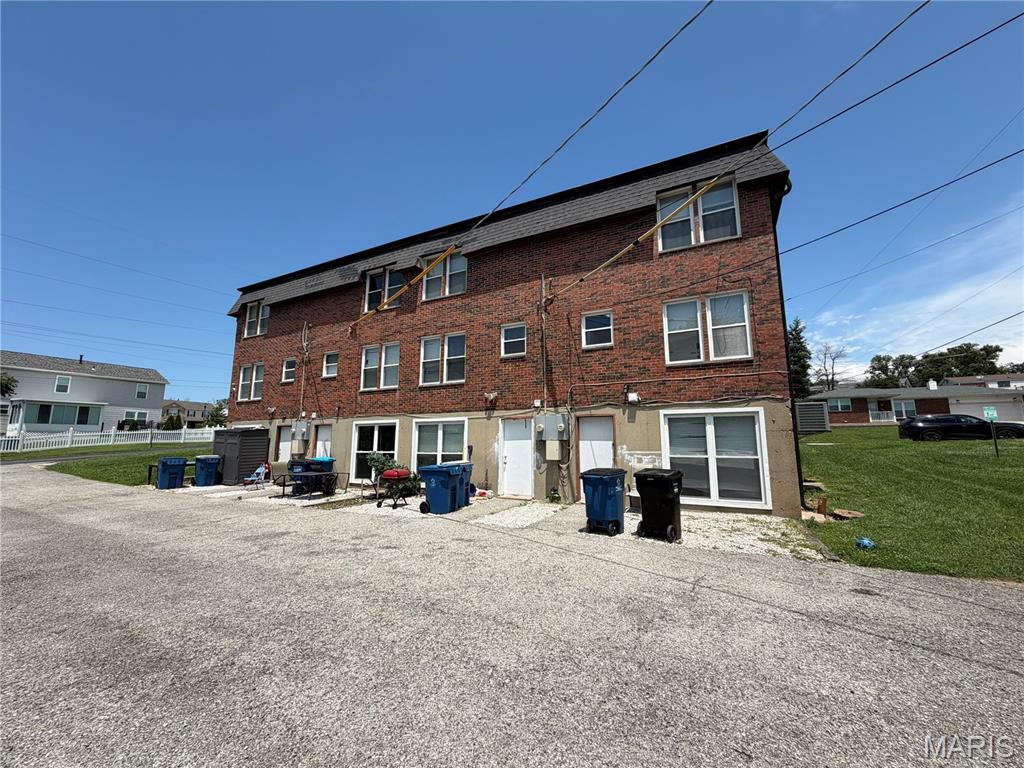Reavis Gardens - Residential Income