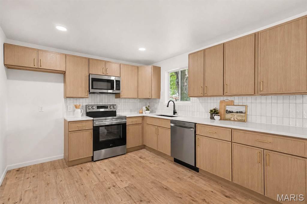 Hathaway Manor 4 - Residential