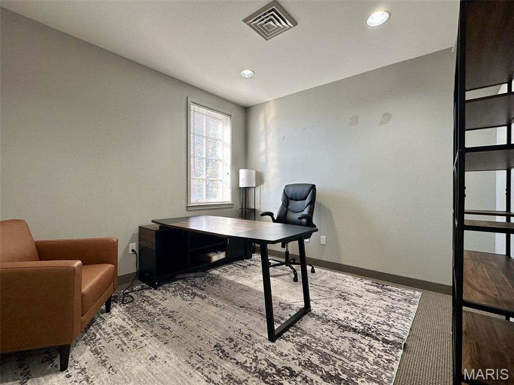 Soulard - Commercial Lease