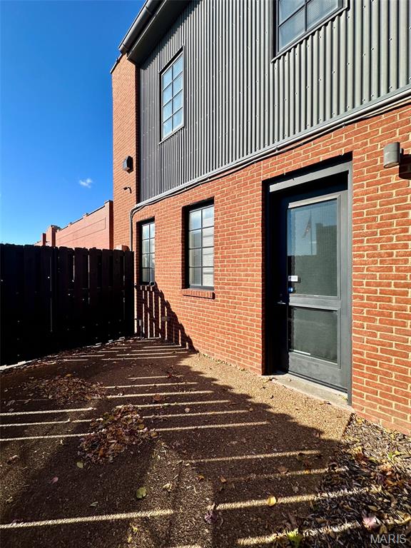 Soulard - Commercial Lease