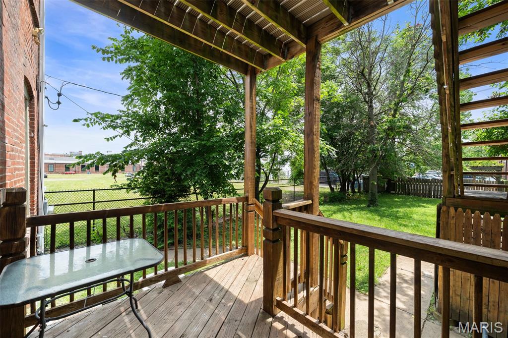 Laclede Condo - Residential
