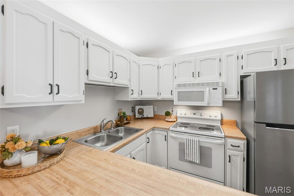Forest Hills Condos Ph1 Stg3 - Residential