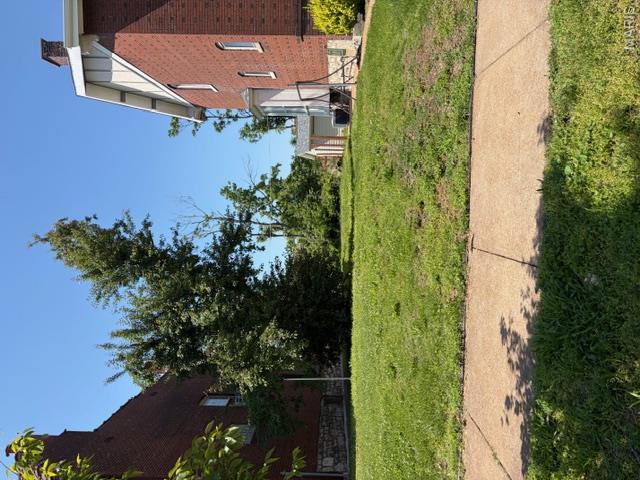 Checkout this leveled Lot that sits on a tree lined Ave. in the Washington Heights neighborhood. Walking distance to shopping, restaurants, golf & The Historic Forest Park. Build your New home from scratch .