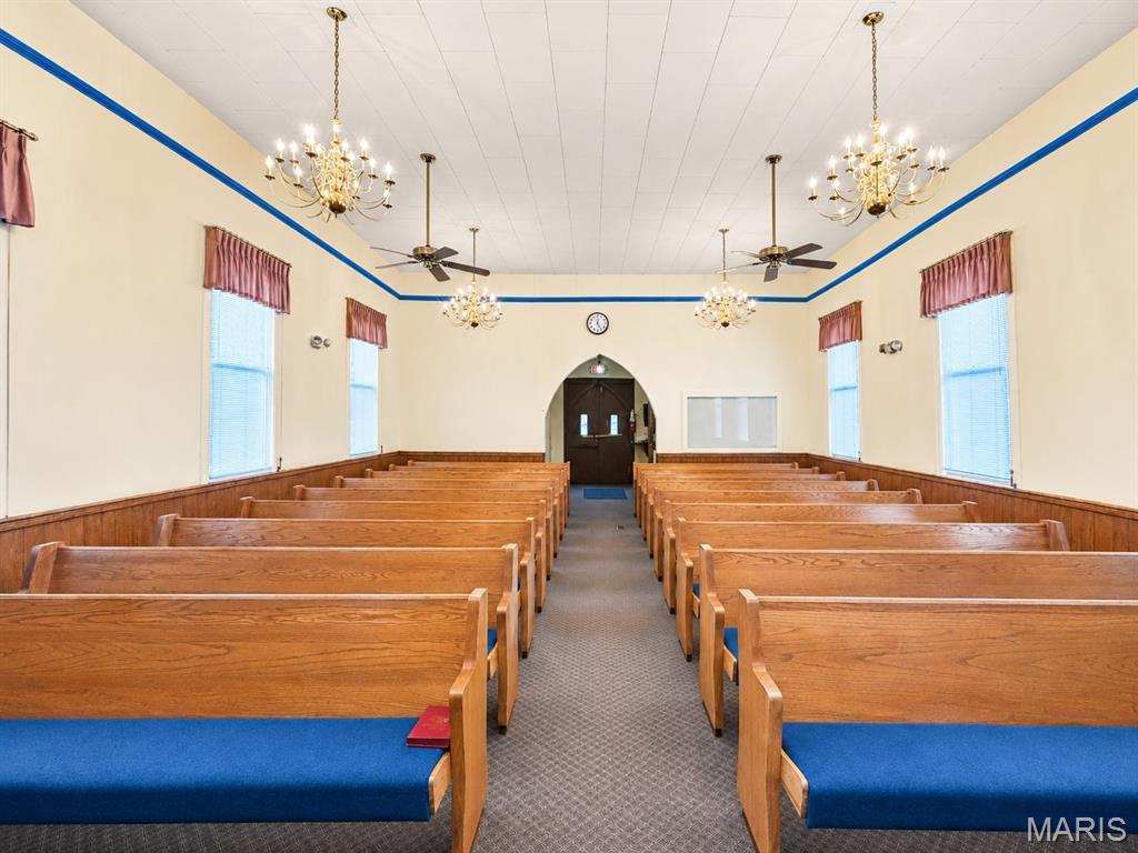 Town Of Fenton - Commercial Sale