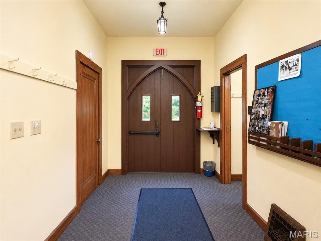 Town Of Fenton - Commercial Sale