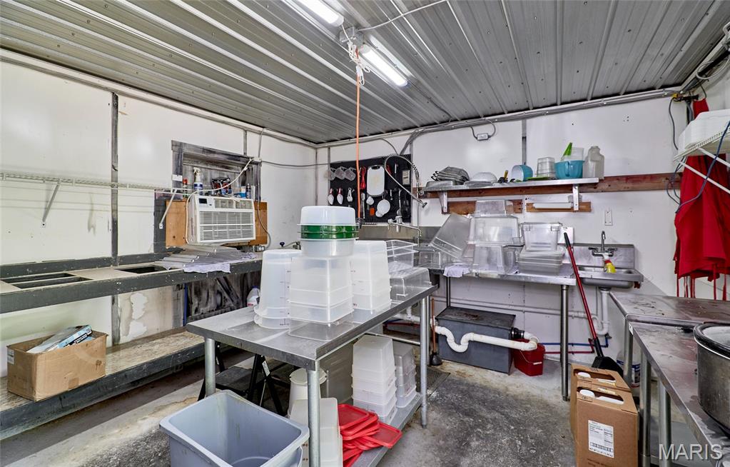 West 5th Street - Commercial Sale