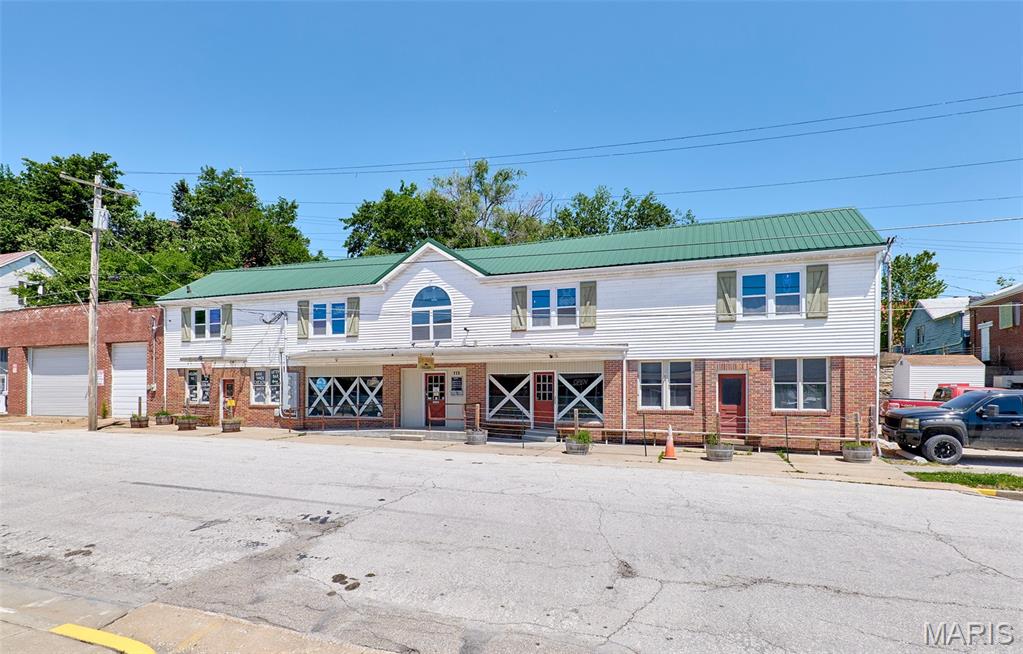 West 5th Street - Commercial Sale