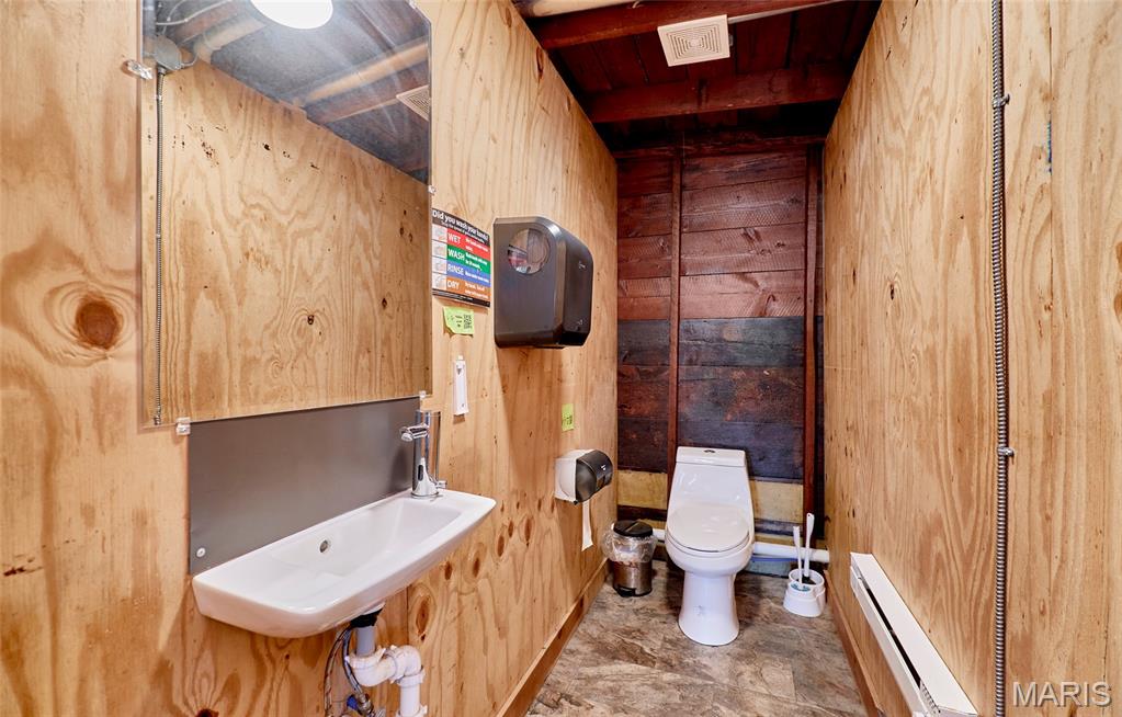 West 5th Street - Commercial Sale