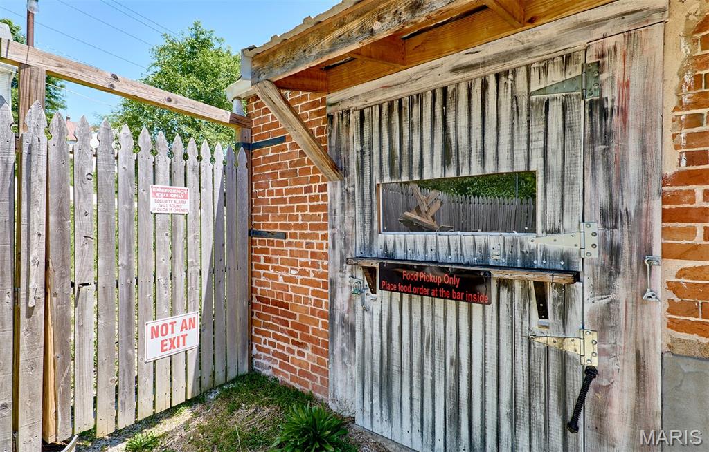 West 5th Street - Commercial Sale