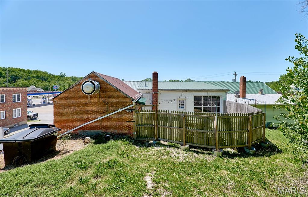West 5th Street - Commercial Sale