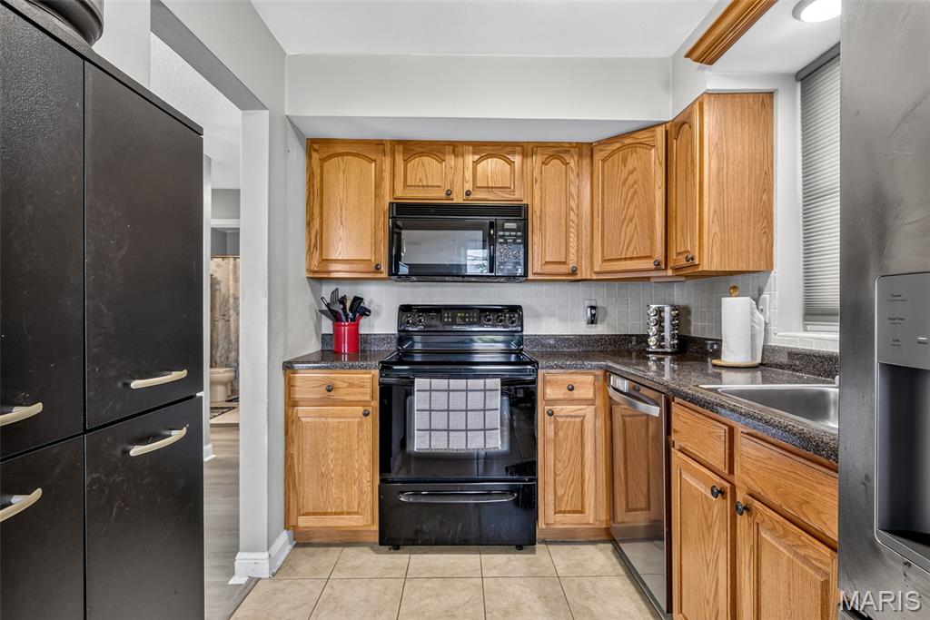 Sunset Hills Condo - Residential