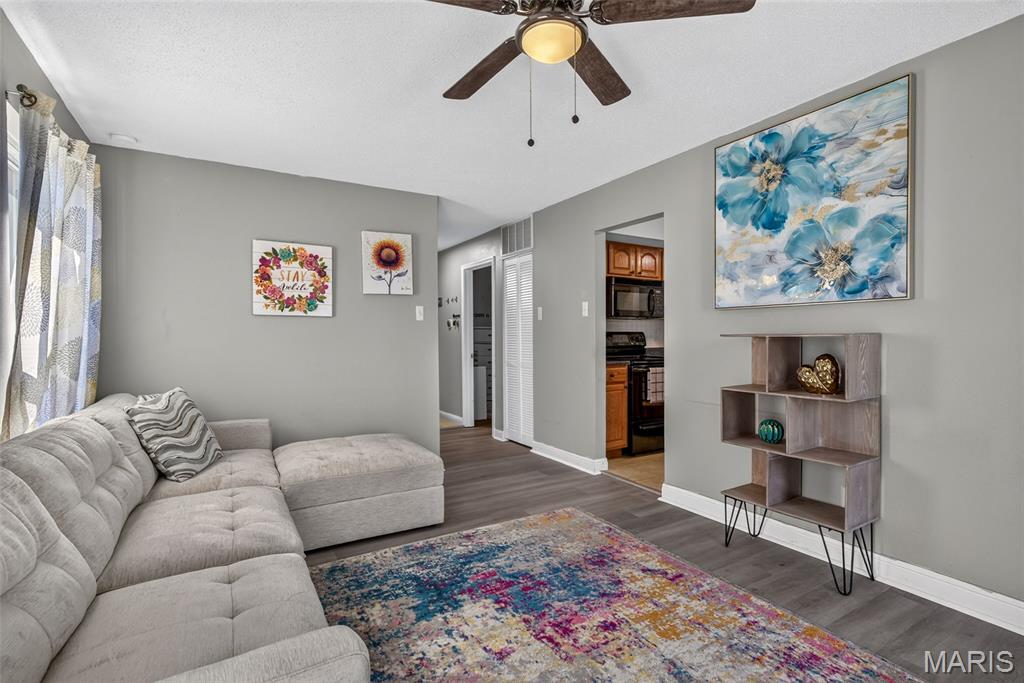 Sunset Hills Condo - Residential