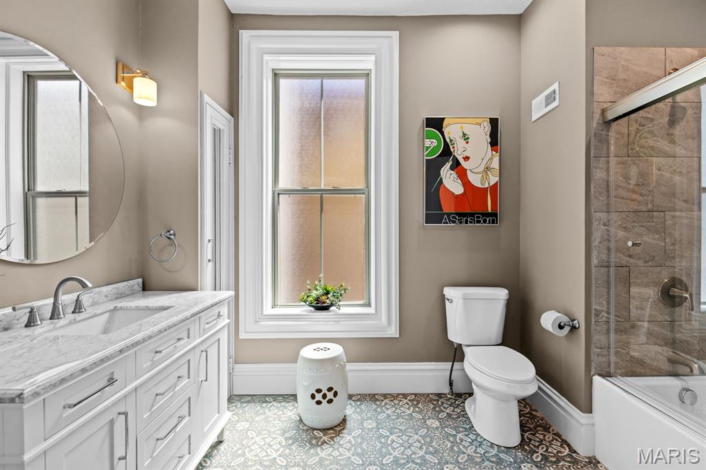 Lafayette Square - Residential