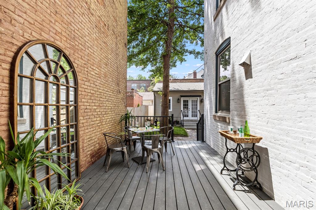 Lafayette Square - Residential