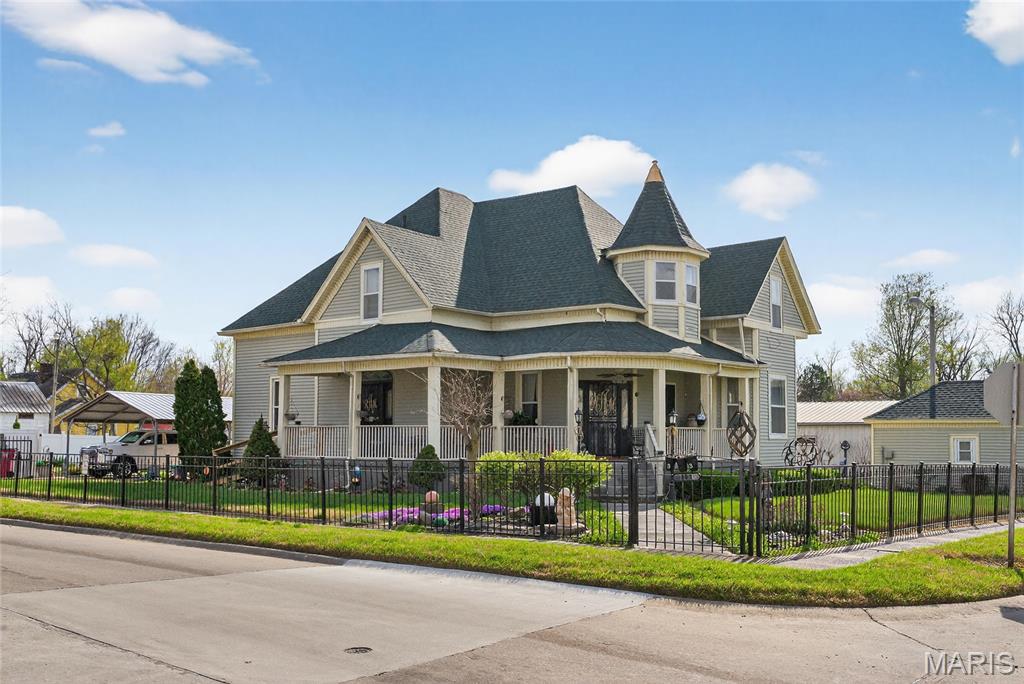 Here’s the corrected version with it listed as a 4 bedroom:
Welcome to 303 Dorthy, an amazing Victorian-style home full of character and historical charm. This spacious property features 4 bedrooms and 2 bathrooms, along with 3,495 sqft of living space, offering plenty of room for comfortable living. The home has a warm, inviting feel throughout and includes a beautiful wrap-around porch perfect for relaxing.
Inside, you’ll also find 2 additional bonus rooms that provide endless possibilities for an office, playroom, hobby space, or extra storage. One of the living rooms could also easily be converted into an additional bedroom if needed, giving this home even more flexibility.
Situated on a large lot, this property also comes with 3 additional lots, providing endless potential. Enjoy the outdoor space with a garden area, plenty of yard space, and a fully fenced-in setting with multiple access points for convenience. A standout feature is the separate shop/office, along with a huge shop for storage, hobbies, or workspace needs. There are also two carports for covered parking.
The roof is only 3 years old, adding peace of mind for the next owner. Don’t miss out on this unique opportunity in Sikeston. Schedule your showing today.