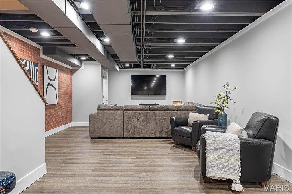 Chestnut Hills Village - Residential