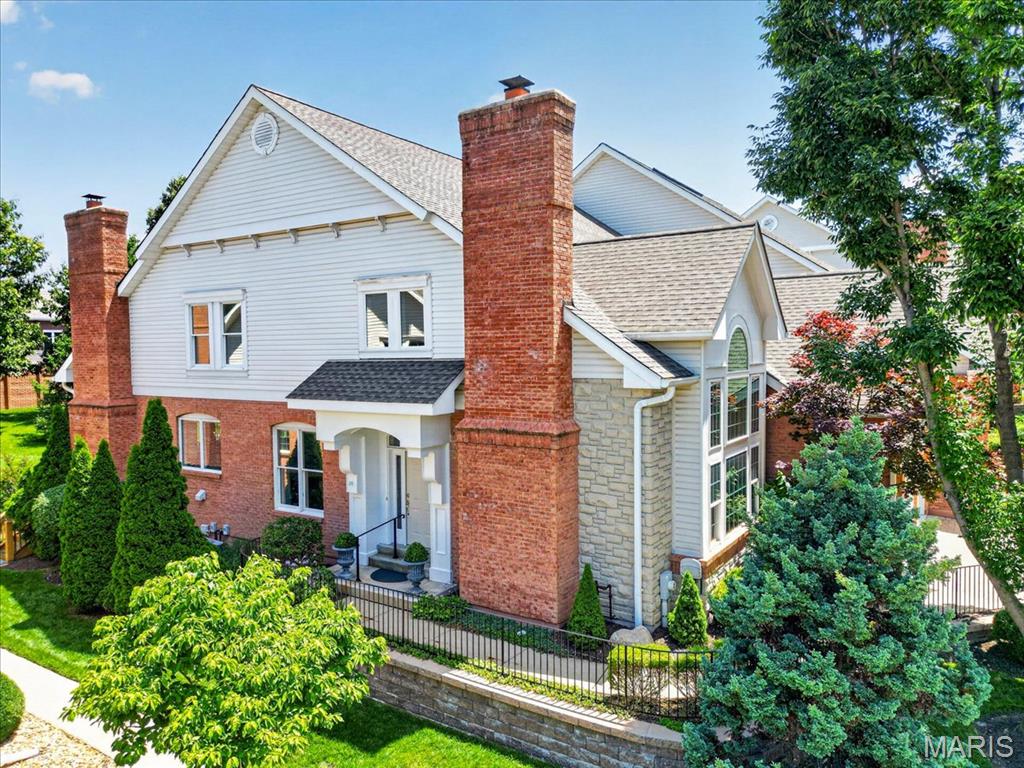 Manors At Questover The - Residential