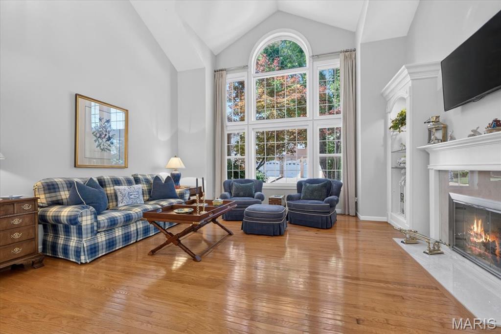 Manors At Questover The - Residential