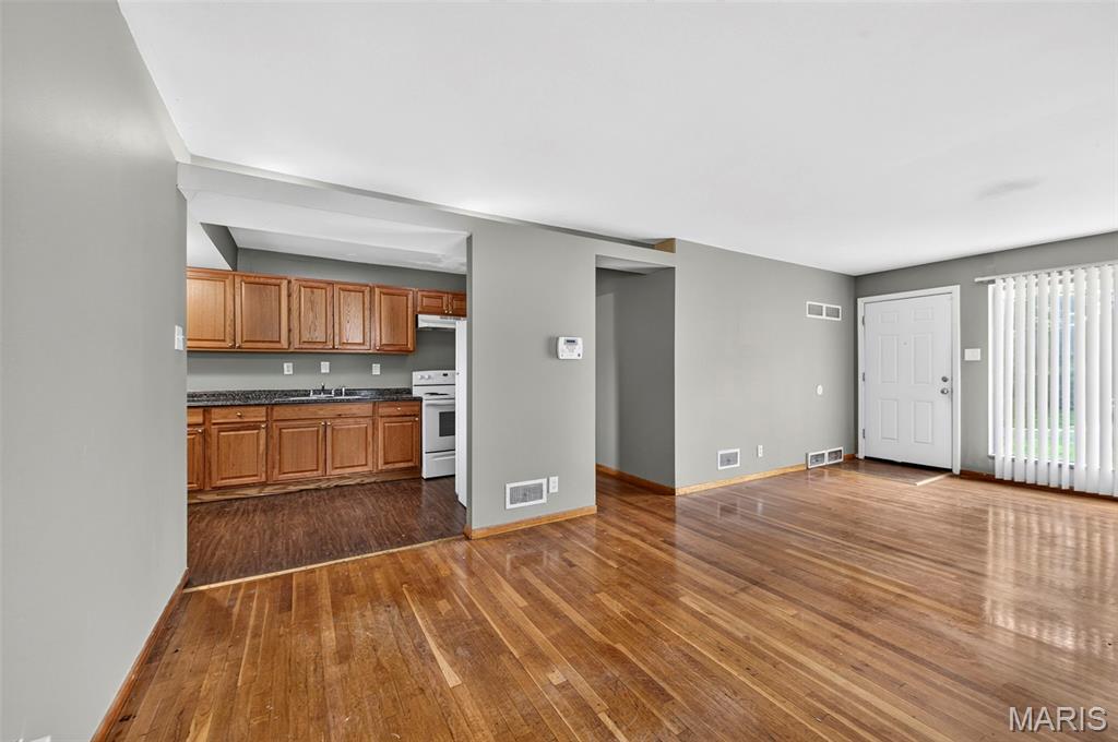 Glasgow Village Unit 12 - Residential Lease