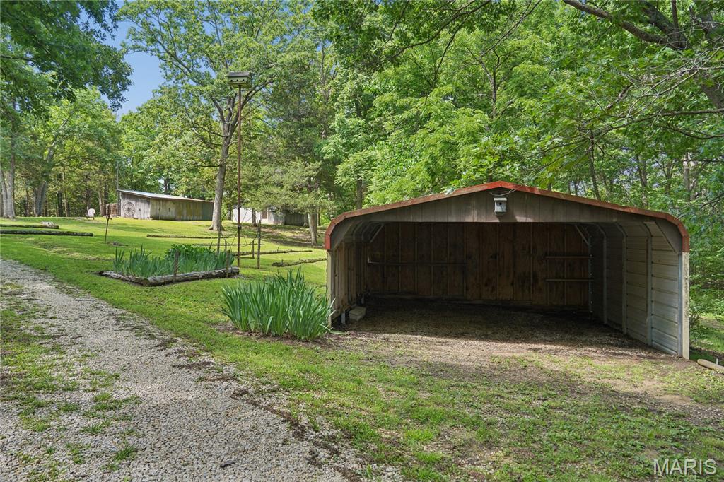 County Line Rd - Farm