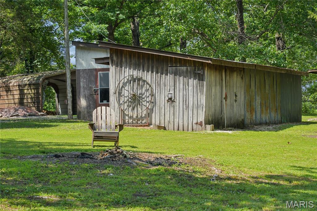 County Line Rd - Farm