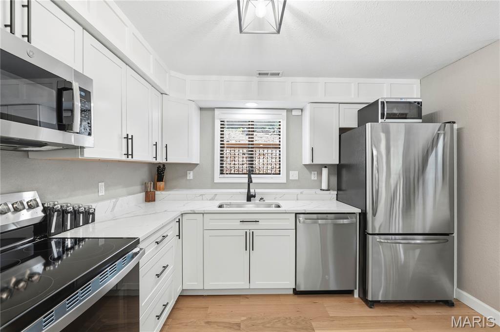 Rockwood Estates Am - Residential
