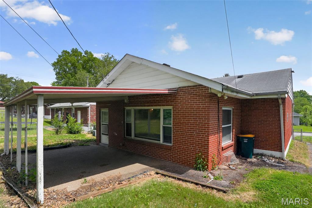 Charming single-family residence offering a great opportunity to own in a well-established St. Louis County neighborhood. This home features a functional layout designed for comfortable everyday living, with bright interior spaces and a traditional floor plan that provides flexibility for a variety of lifestyle needs.

Situated on a residential street with convenient access to major roadways, schools, shopping, and local amenities, the property combines suburban living with everyday convenience. The surrounding area is known for its mature setting and long-standing community feel.

The home presents an excellent opportunity for both owner-occupants and investors seeking a property with strong potential. Whether you’re looking to personalize, renovate, or maintain as-is, this residence offers a solid foundation in a desirable location within Bellefontaine Neighbors.

Don’t miss the chance to make this property your own and add value in a convenient and accessible part of St. Louis County.