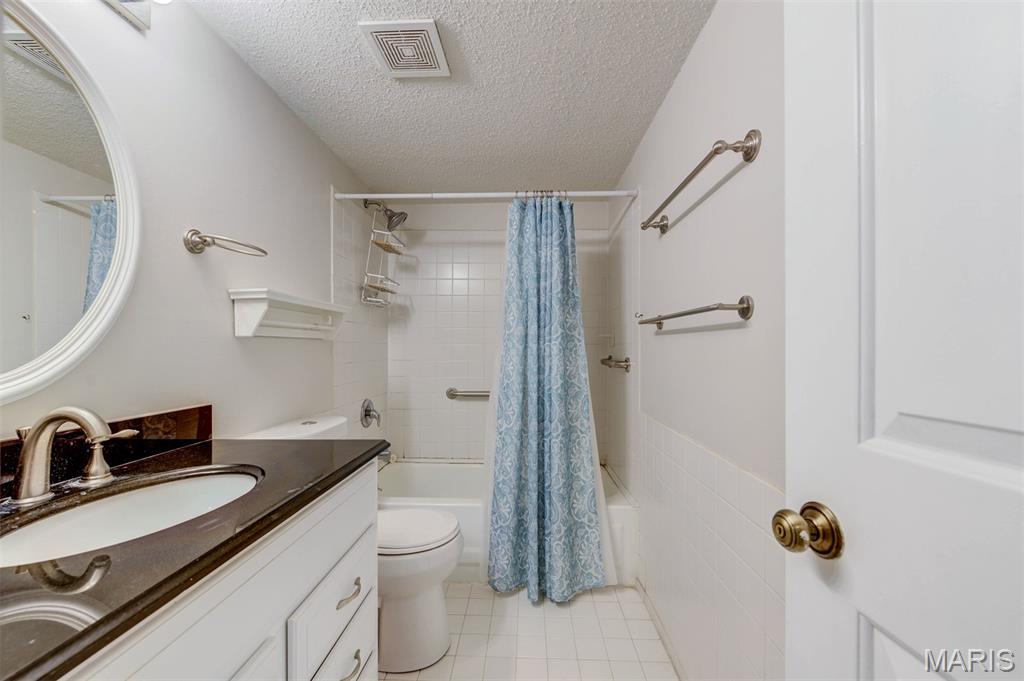 Brentwood Forest Condo Ph Two - Residential