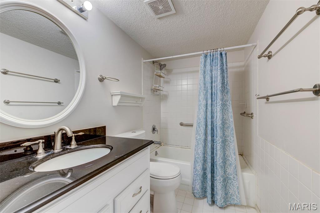 Brentwood Forest Condo Ph Two - Residential
