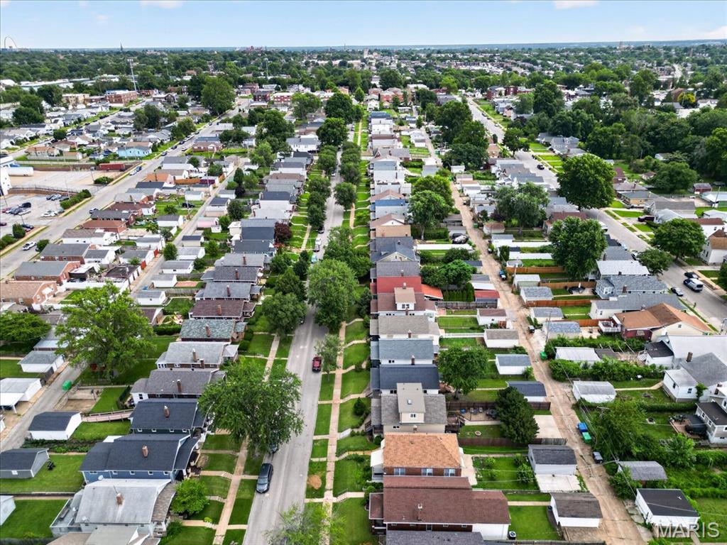 Russell Real Estate Companys 05 - Residential