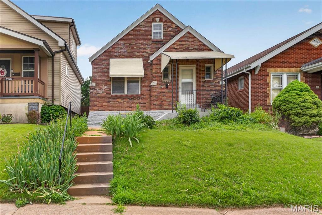 Russell Real Estate Companys 05 - Residential