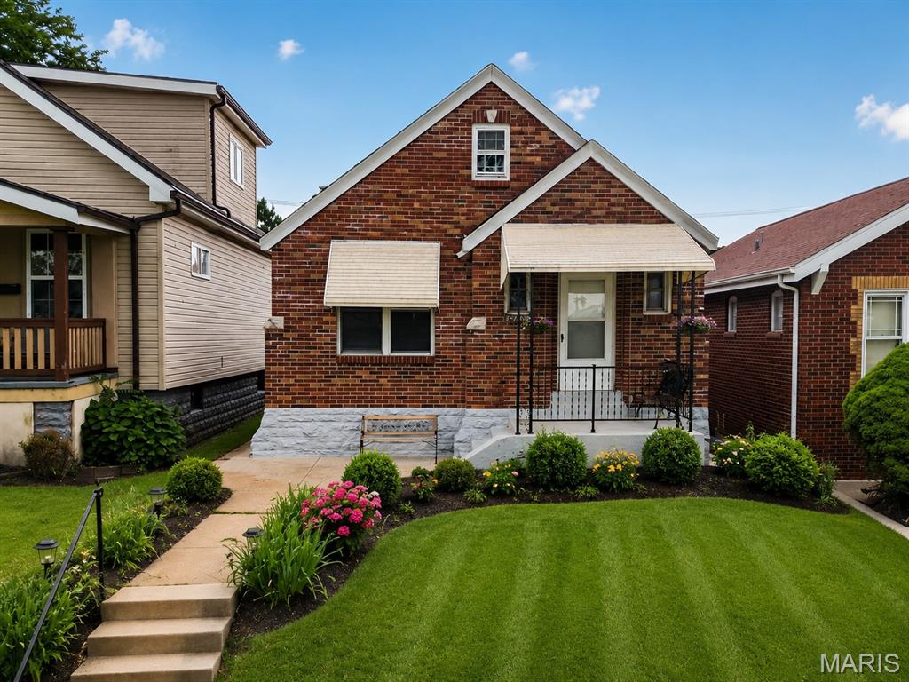 Russell Real Estate Companys 05 - Residential