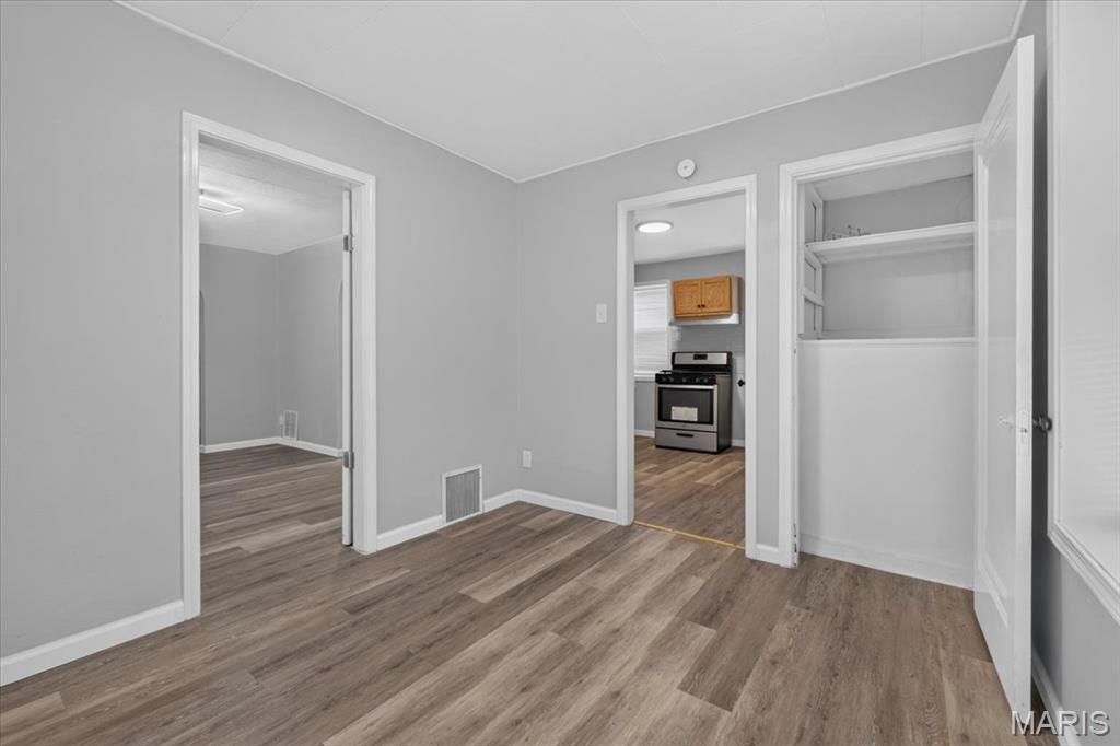 Russell Real Estate Companys 05 - Residential