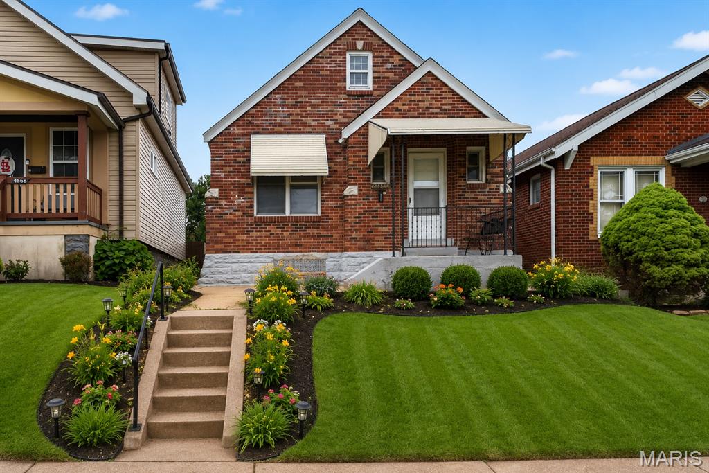 Russell Real Estate Companys 05 - Residential