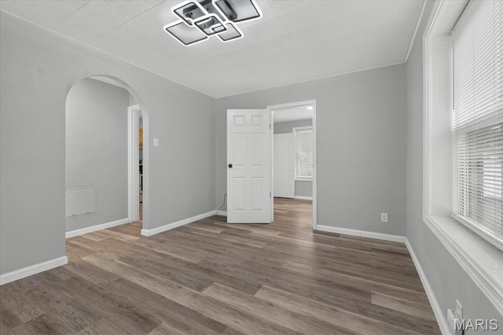 Russell Real Estate Companys 05 - Residential