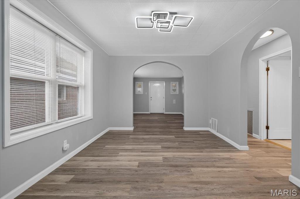 Russell Real Estate Companys 05 - Residential