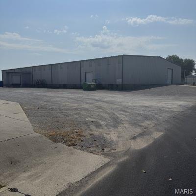 n/a - Commercial Sale