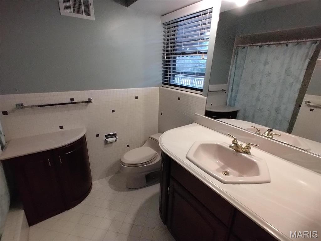 Country View Estates - Residential Lease
