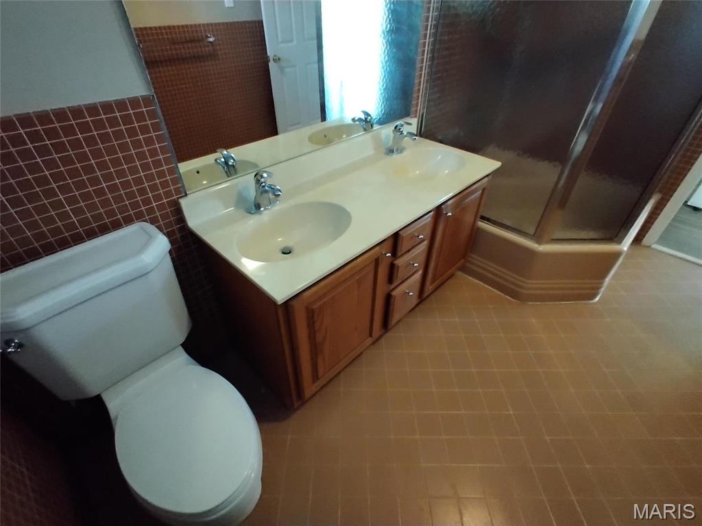 Country View Estates - Residential Lease