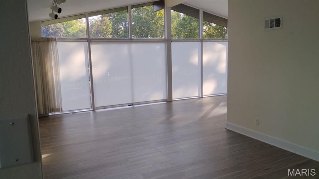 Country View Estates - Residential Lease