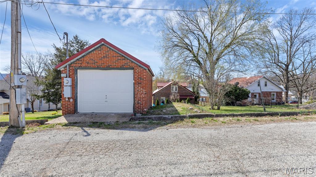 West 2nd Street - Residential