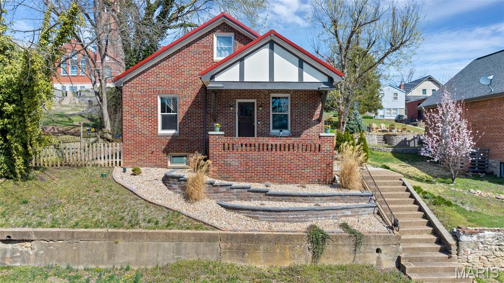 West 2nd Street - Residential
