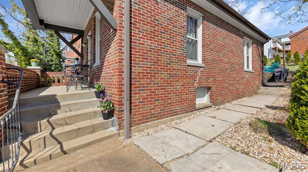 West 2nd Street - Residential