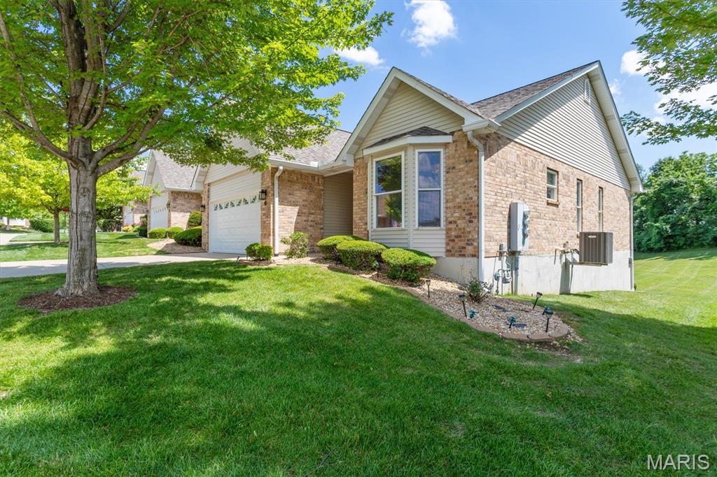 Country Bluff Villas - Residential