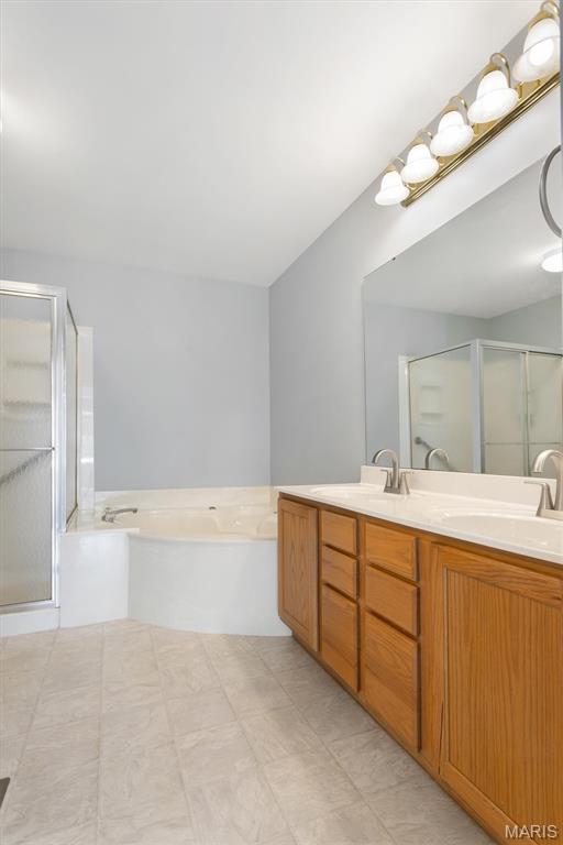 Country Bluff Villas - Residential