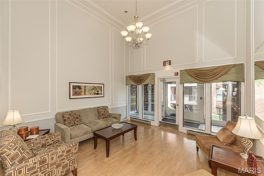 Coeur De Royale Condo Ph 4 Bldg - Residential