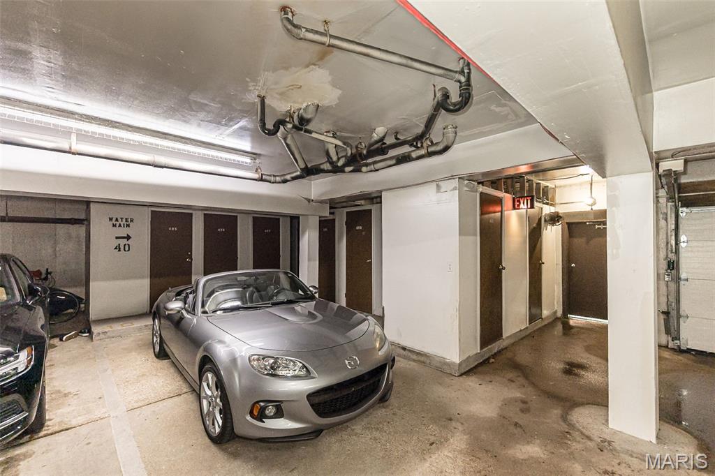 Coeur De Royale Condo Ph 4 Bldg - Residential