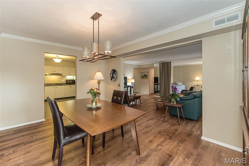 Coeur De Royale Condo Ph 4 Bldg - Residential