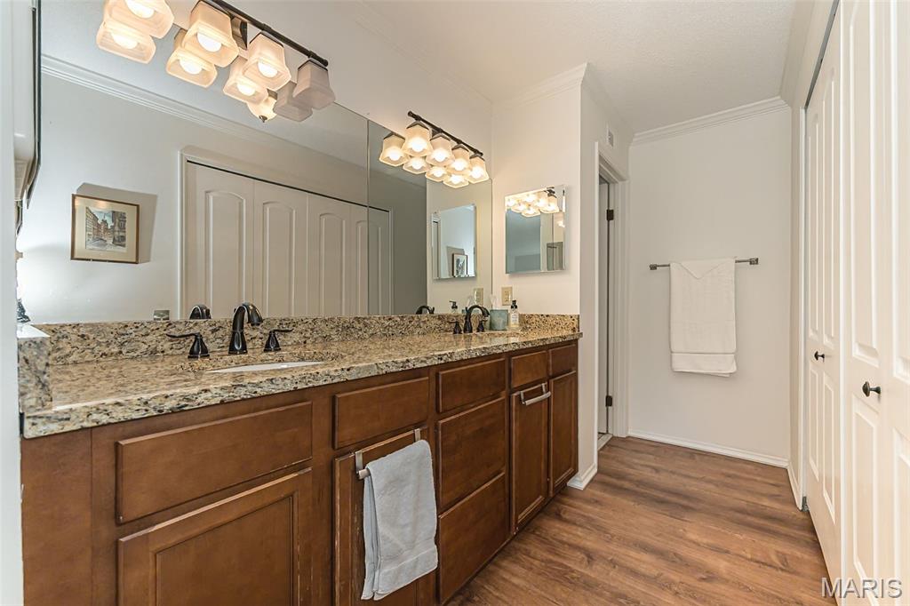 Coeur De Royale Condo Ph 4 Bldg - Residential
